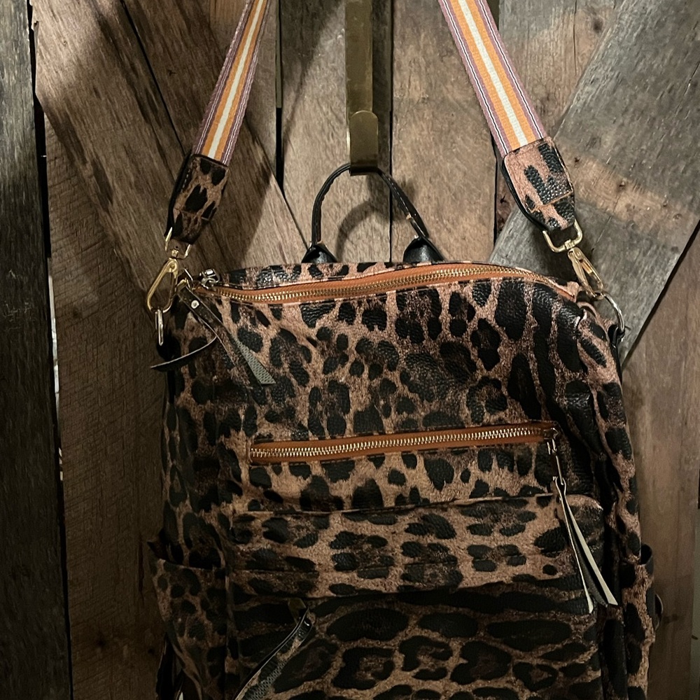 Leopard print back pack. - Picture 2 of 3